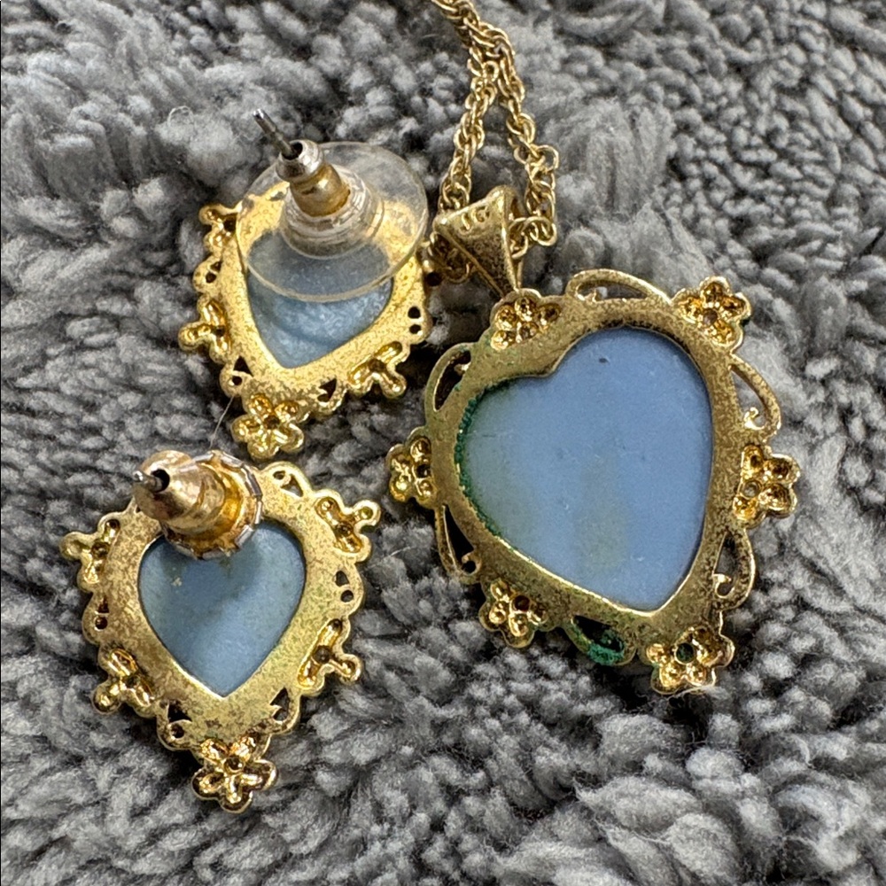 Gold-Tone Blue Heart Cameo Necklace & Earring Set - Picture 3 of 4